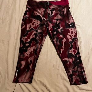 Nike leggings! Women’s size large!